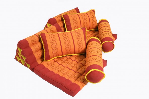 Thaikissen Set: 2x 1-Fold Matte + div. Kissen (rot-orange)