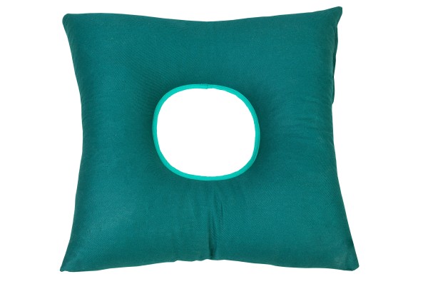 Punched cushion with buckwheat husk filling (green)